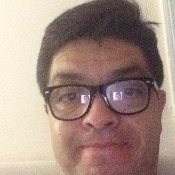 Meet your Posher, Alvaro - Picture 1 of 1